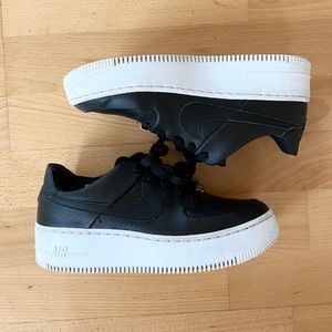 Nike Air Force 1 Sage Low